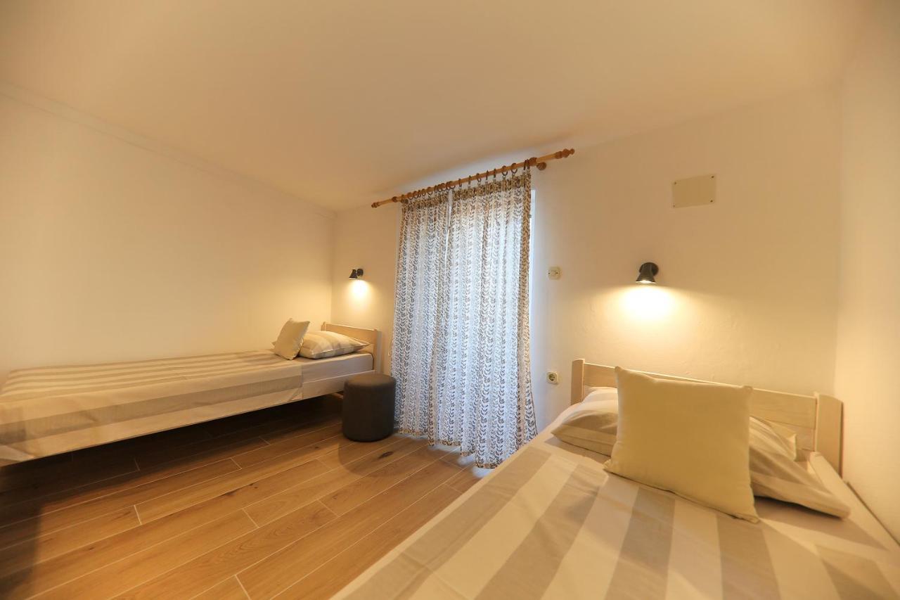 Apartmani Branka Murter Exterior photo