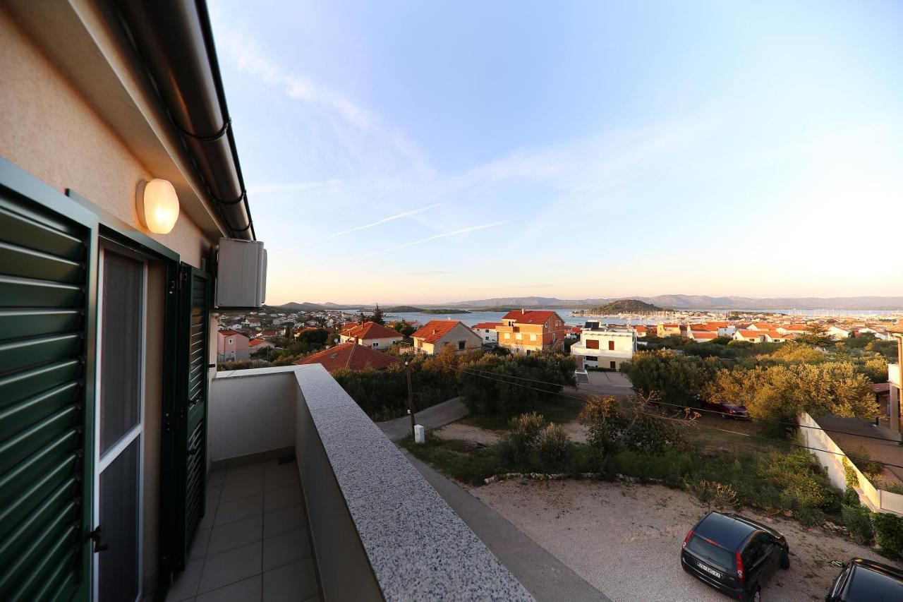 Apartmani Branka Murter Exterior photo